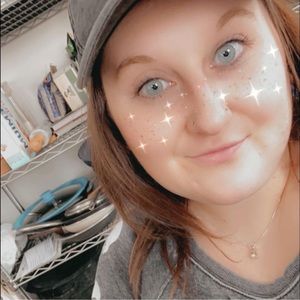 Meet your posher, Jamie